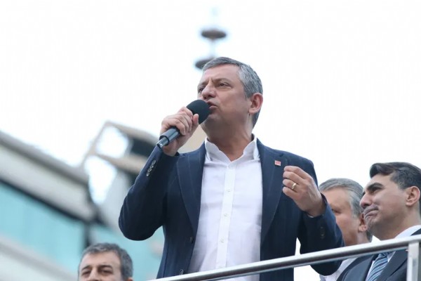 CHP'de Söz Çok İcraat Yok! Okul İnşaatı Ortada Kaldı